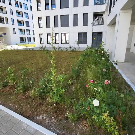 Elegant Kompleksi Magnet Apartment Tirana