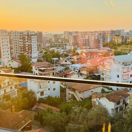 Elegant Kompleksi Magnet Tirana